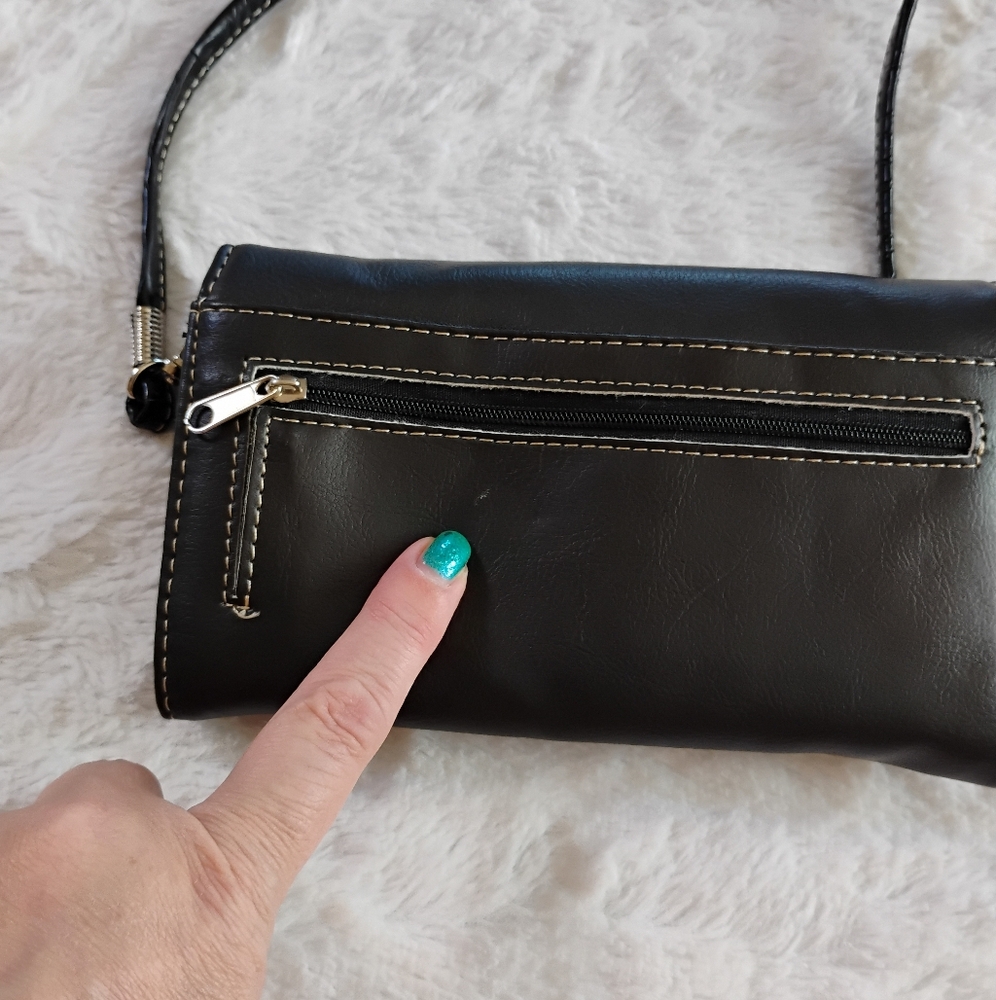 Butterfly Embroidered Rhinestone Purse Wallet - Picture 7 of 8